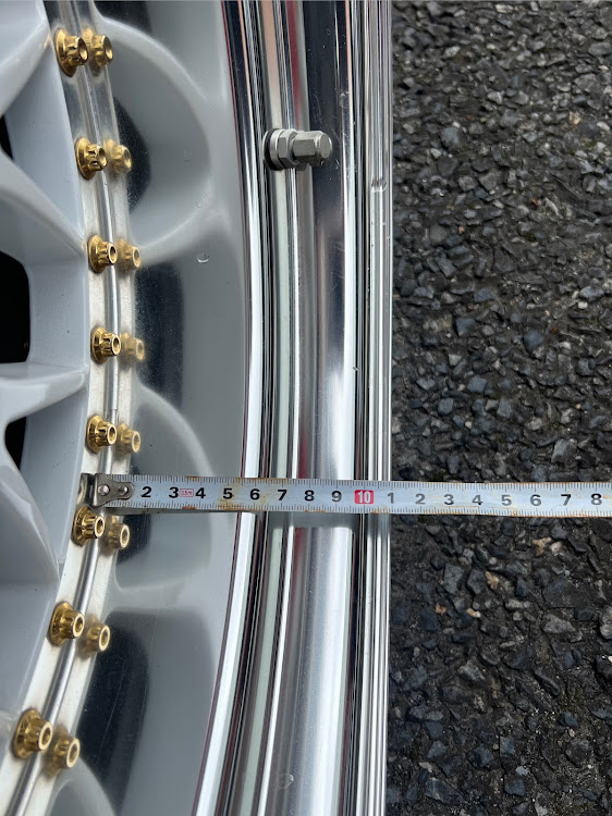 スカイラインのworkMeister・HNT会・ホイール売ります・クラウン・18インチホイールに関するカスタム事例の投稿画像3枚目
