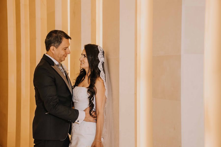 婚禮攝影師Carlos Charry（instantesfoto）。2019 10月28日的照片