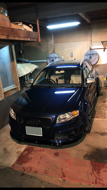 RS4 アバントのコロナウイルスに負けるな・アウディのある生活・洗車に関するカスタム事例の投稿画像1枚目