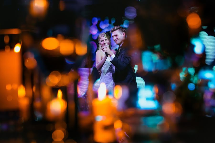 Photographe de mariage Norman Parunov (normanparunov). Photo du 1 décembre 2015