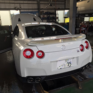 NISSAN GT-R R35