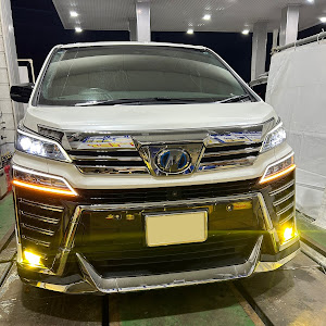 ヴェルファイア AYH30W