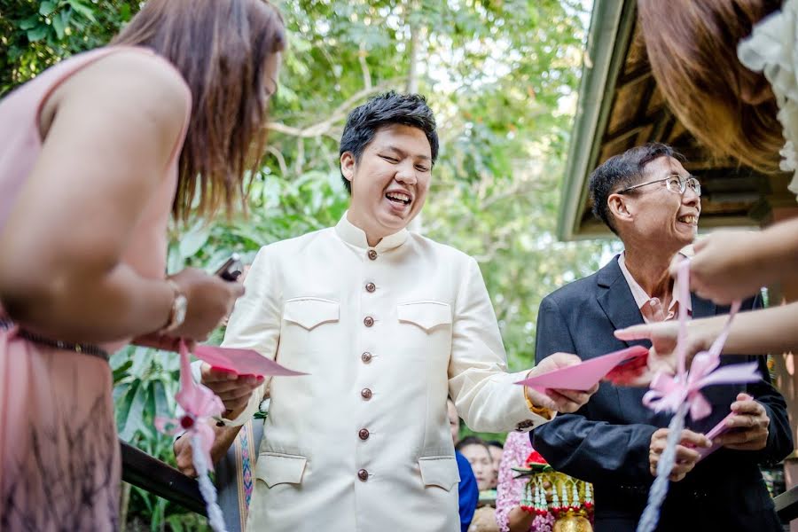 Fotografo di matrimoni Somchai Saosiri (saosiri). Foto del 8 settembre 2020