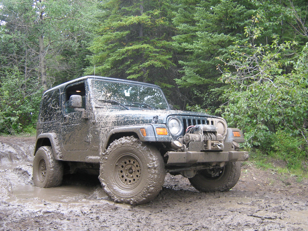 Jeep Wrangler in mud