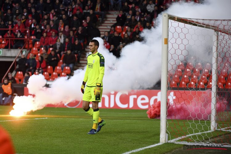 Les supporters de l'Ajax ont répondu honteusement aux Liégeois