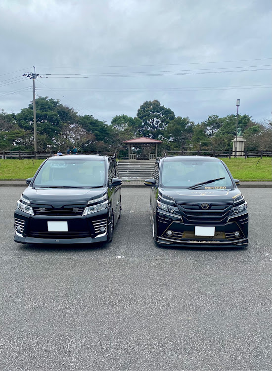 ヴォクシーの10月もよろしくお願いします・久しぶりに帰県・いつもありがとうございます・チーピン・Liberdadeに関するカスタム事例の投稿画像3枚目