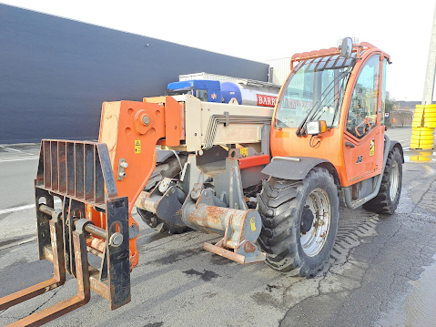 Picture of a JLG 3512