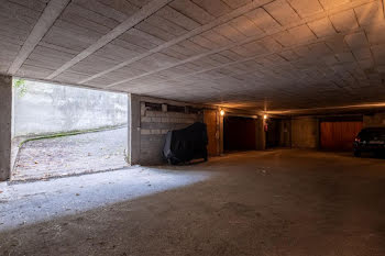 parking à Montreuil (93)