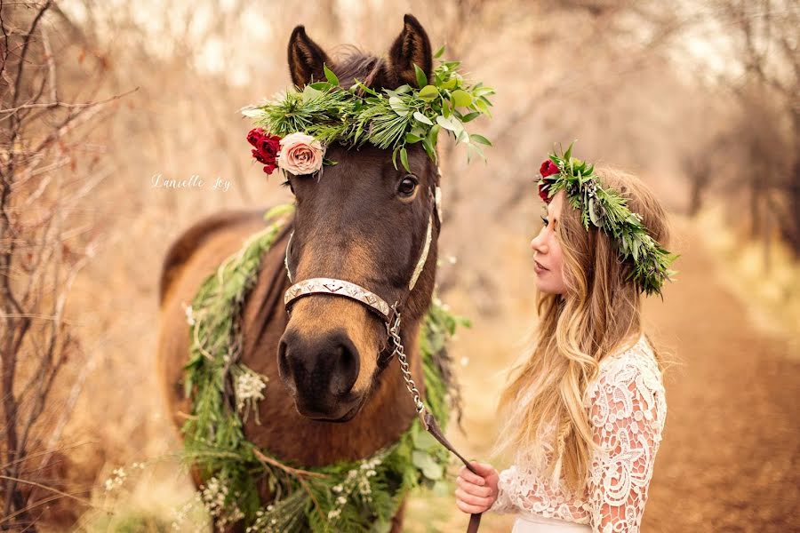 Wedding photographer Danielle Joy (daniellejoy). Photo of 10 March 2020