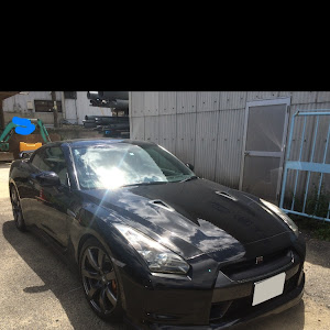 NISSAN GT-R R35