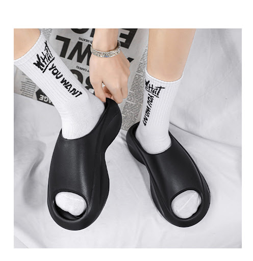Title 3, Mens Thick Soled Anti Slip and Minimalist Vers...