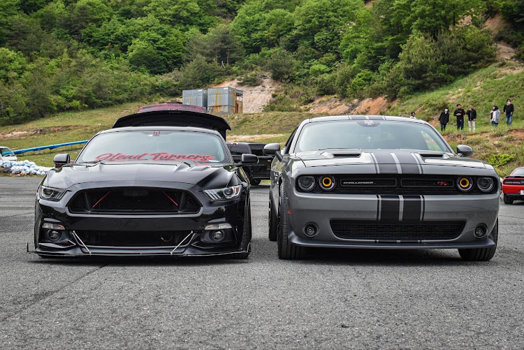 チャレンジャーのアメ車イベント・国境高原スノーパーク・1or8主催7thAmericanCustomRidesMeeting・アメ車・チャレンジャーに関するカスタム事例の投稿画像2枚目