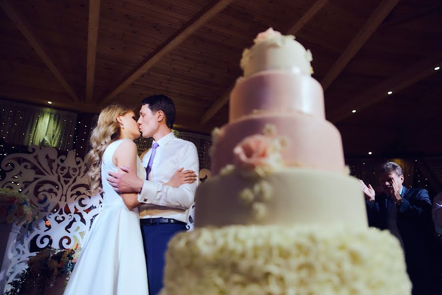 Fotógrafo de casamento Aleksey Sychev (absfoto). Foto de 22 de agosto 2017