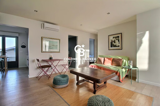 Apartment with terrace 2
