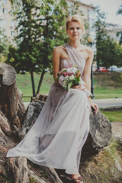 Wedding photographer Marina Stroganova (scissor). Photo of 16 August 2014