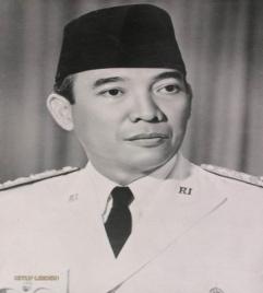 http://fatonipgsd071644221.files.wordpress.com/2009/12/irsoekarno.jpg