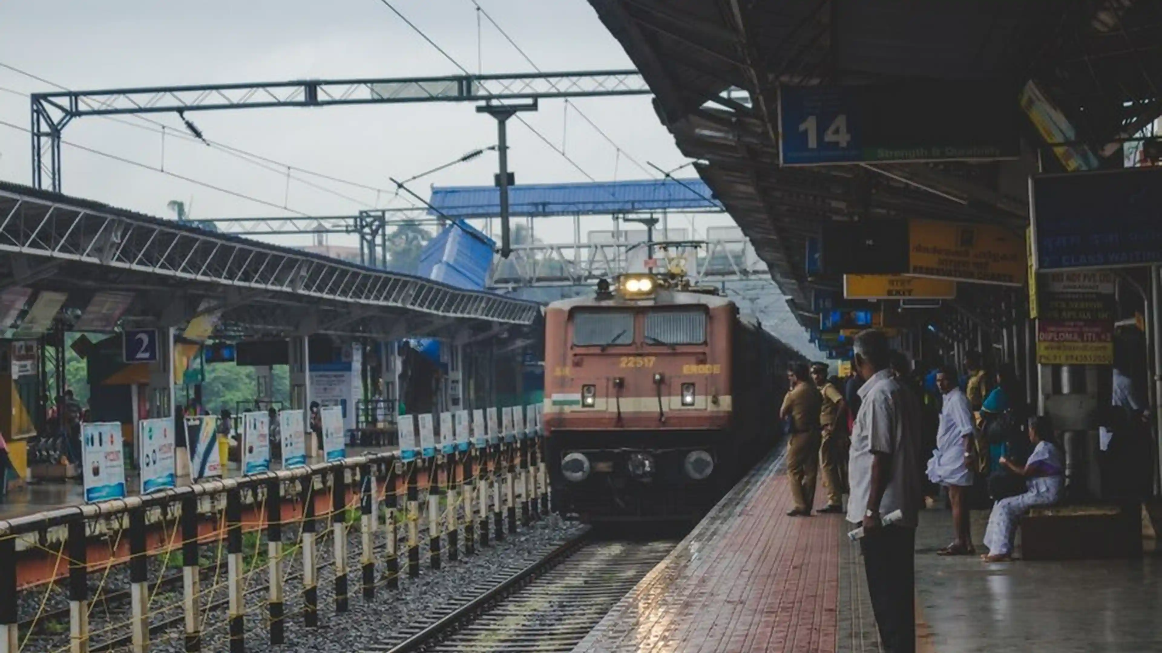 Mumbai Local Central Line: Route, Map, Stations, Fare