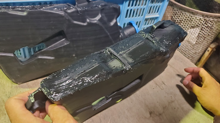 スープラの加工取付・シザーズドア・公認車検に向けて・がんばるぞ！・北野商店に関するカスタム事例の投稿画像2枚目