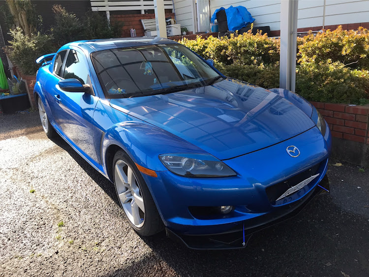 RX-8のブロワー・洗車・青い・磨きあげたる我が愛機・ハートがついててかわいかろう。に関するカスタム事例の投稿画像1枚目