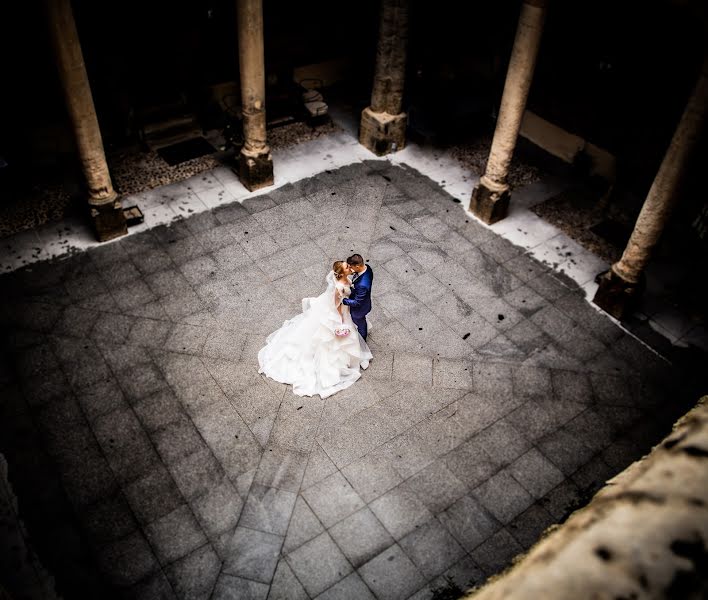 Fotografo di matrimoni Iván Moreno (ivanmoreno). Foto del 8 aprile 2020