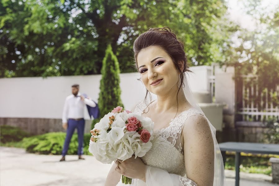 Fotograful de nuntă Bianca Bechisi (biancabechisi). Fotografia din 27 martie 2019