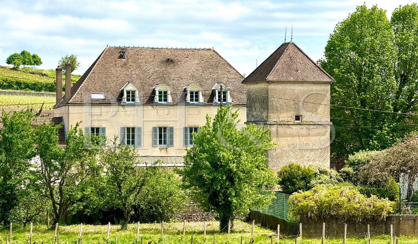 Propriété avec piscine et jardin Beaune