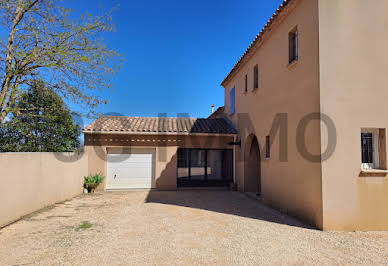 House with pool and terrace 2