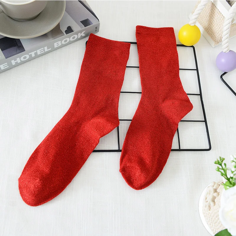 Chaussettes japonaises en Lurex pour femmes, fines et respirantes, couleur unie. Confort et élégance pour toutes les occasions.