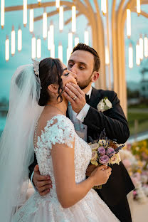 Wedding photographer Hamzeh Abulragheb (hamzeh). Photo of 18 December 2023