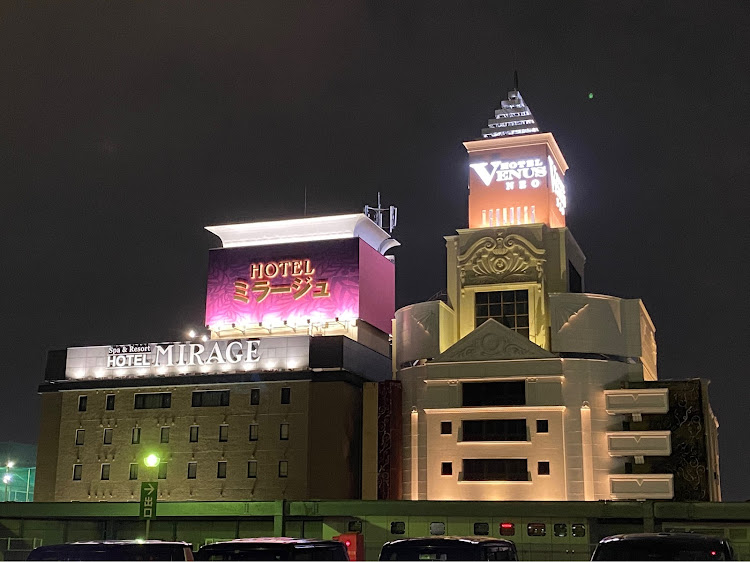 Nボックスカスタムのコラボ撮影・密会・ラブホ🏩映え・壁画アート・車繋がりってやっぱり最高に関するカスタム事例の投稿画像3枚目