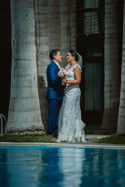 Fotógrafo de casamento Leonel Ramirez (leonelramirez). Foto de 31 de julho 2023