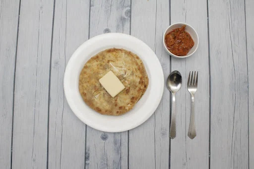 Paneer Parantha With Achar