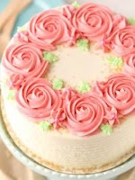 Raspberry Almond Layer Cake was pinched from <a href="http://www.lifeloveandsugar.com/2016/11/16/raspberry-almond-layer-cake/" target="_blank">www.lifeloveandsugar.com.</a>