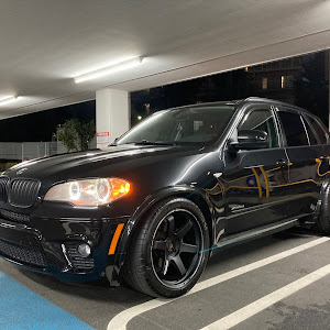 X5 E70