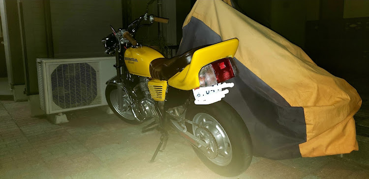 Cクラス ステーションワゴンの息子のバイクAPEに関するカスタム事例の投稿画像3枚目