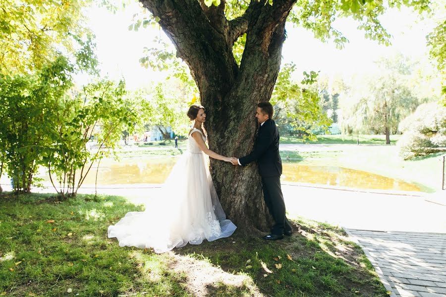 Wedding photographer Olga Baranovskaya (oladmire). Photo of 15 March 2018