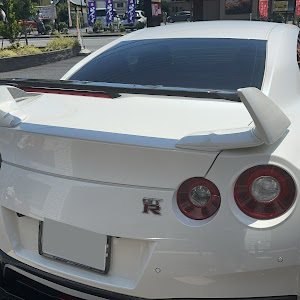 NISSAN GT-R R35