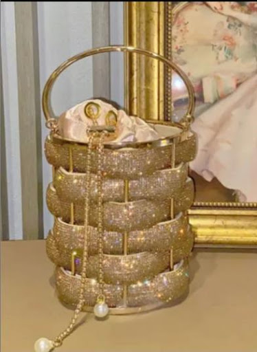 Title 11, Fashion Metal Hand-woven Shiny Rhinestone Quart...