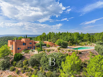 villa à Roussillon (84)