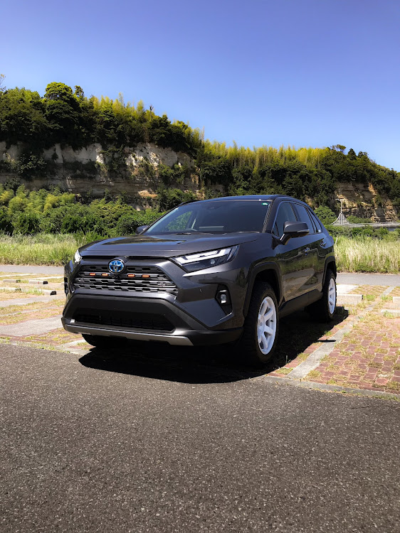 RAV4のRAV4・RAV4 カスタム・RAV4乗りさんと繋がりたいに関するカスタム事例の投稿画像1枚目