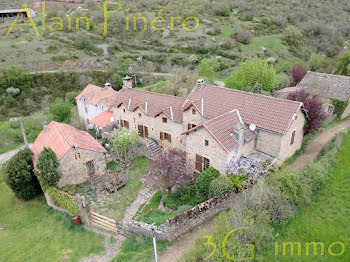 ferme à Rivière-sur-Tarn (12)