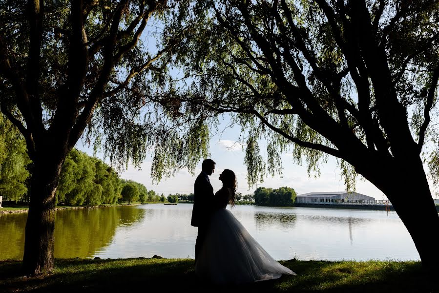 Wedding photographer Ioana Pintea (ioanapintea). Photo of 6 October 2016