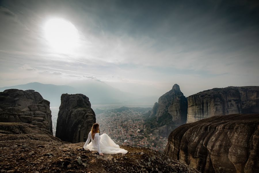 Fotógrafo de casamento Tomasz Bakiera (tomaszbakiera). Foto de 10 de dezembro 2018