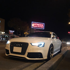 RS5 クーペ B8