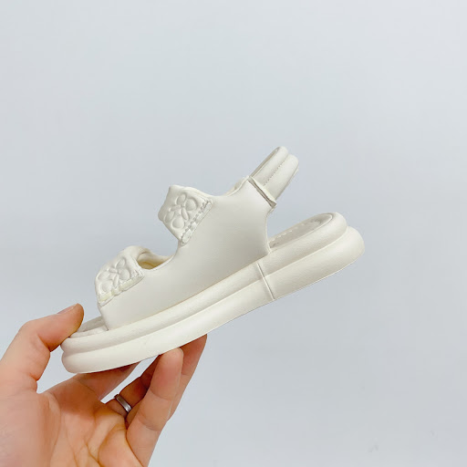 Title 3, Girls Fashion Rhinestone Printing Princess Sand...