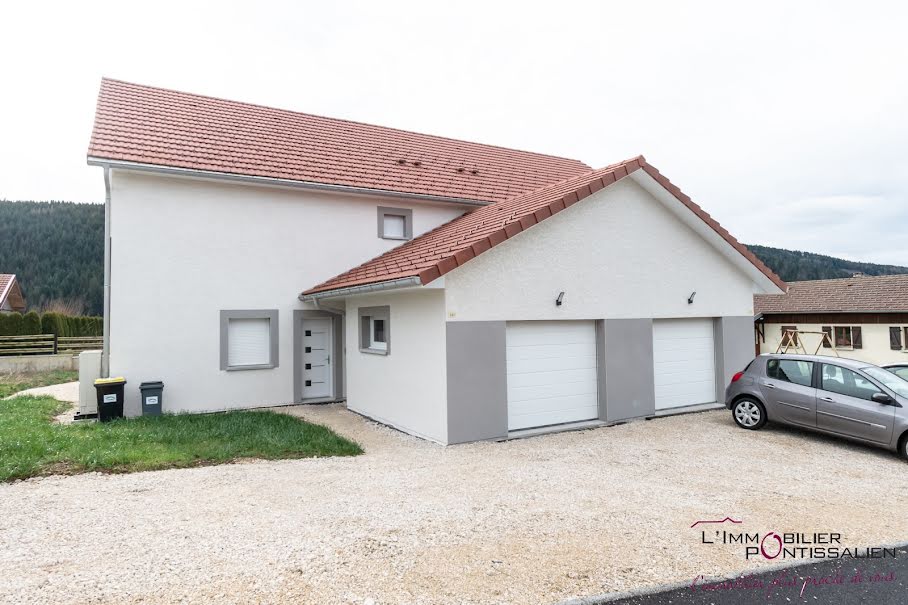 Vente maison 6 pièces 151 m² à Maisons-du-Bois-Lièvremont (25650), 452 000 €