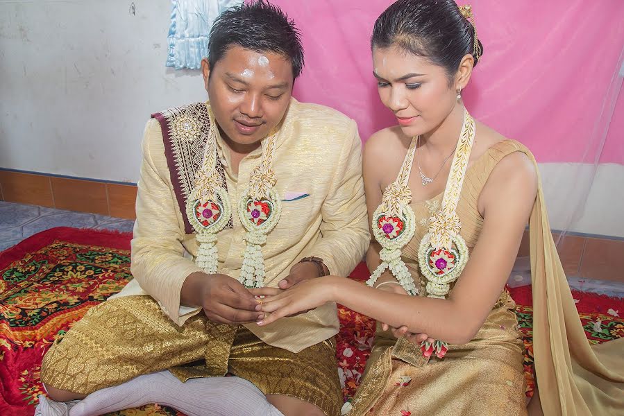 Fotografer pernikahan Kongkiet Dueanjaeng (ufophotographer). Foto tanggal 8 September 2020