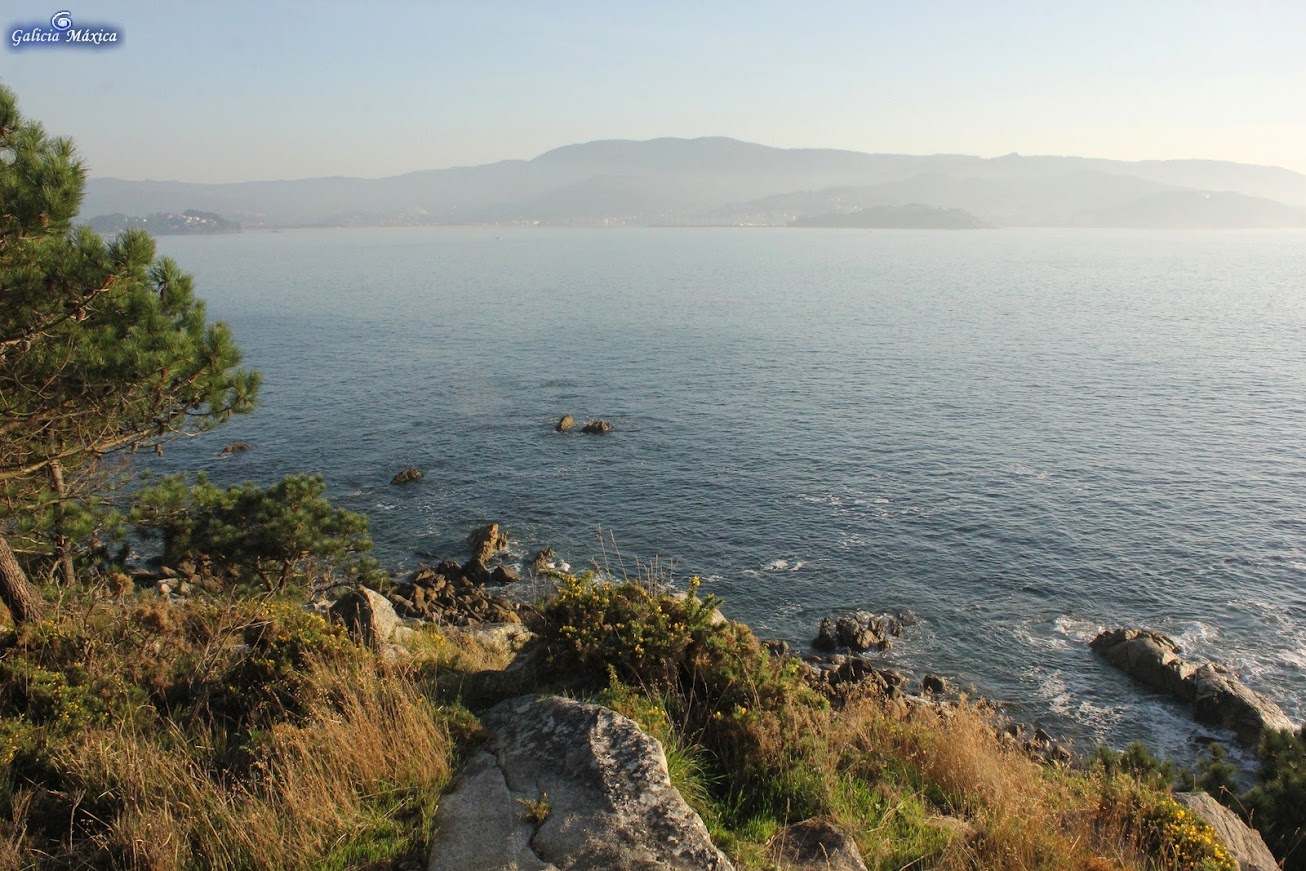 Bocana de la ría de Baiona