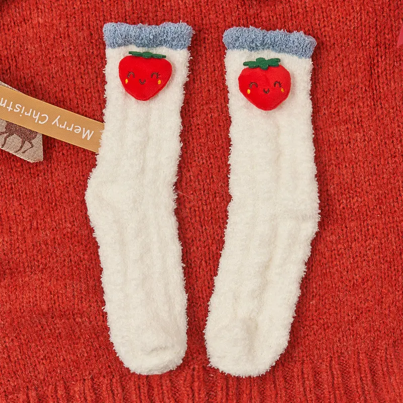 Chaussettes corail pour enfants en automne et en hiver