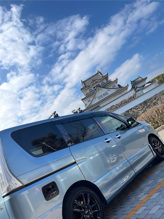 セレナのコロナウイルスに負けるな・シュアラスター・岸和田城・フューエルリッドカバー・nismoに関するカスタム事例の投稿画像1枚目
